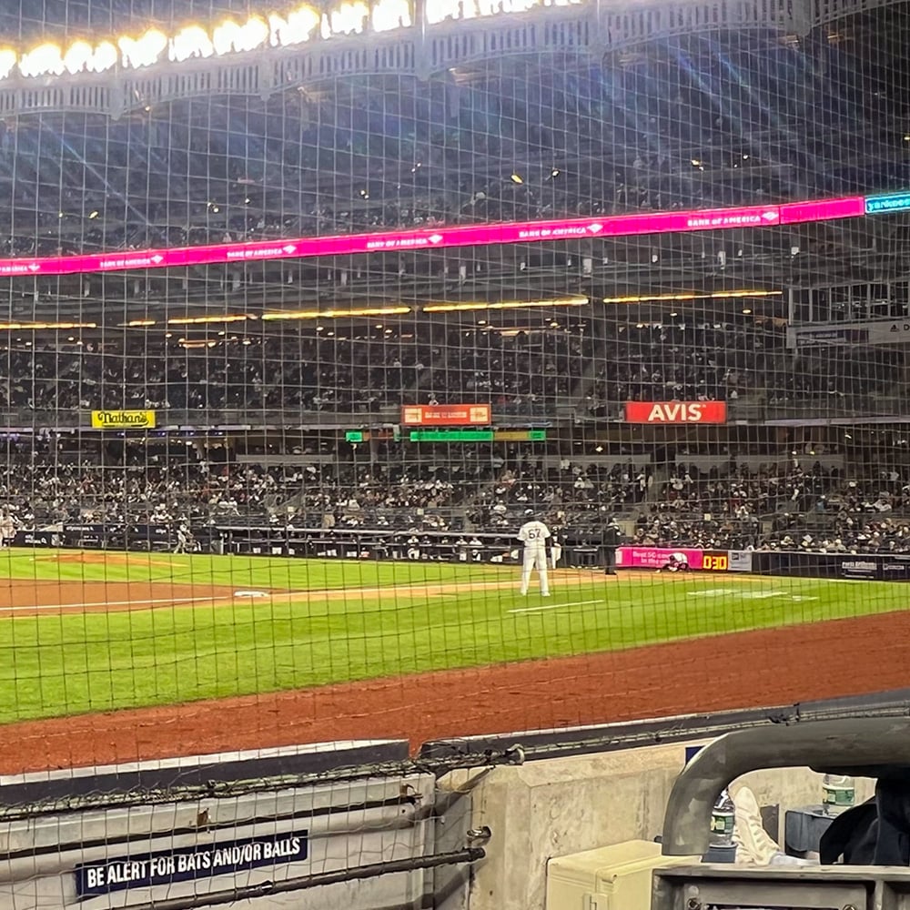 yankee-stadium-champions-suite-batter-home-plate-view