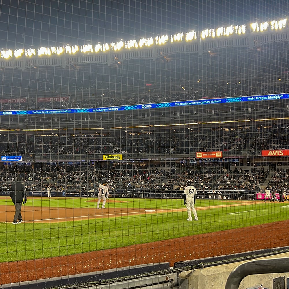 yankee-stadium-champions-suite-field-seating